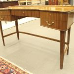 753 9430 DRESSING TABLE
